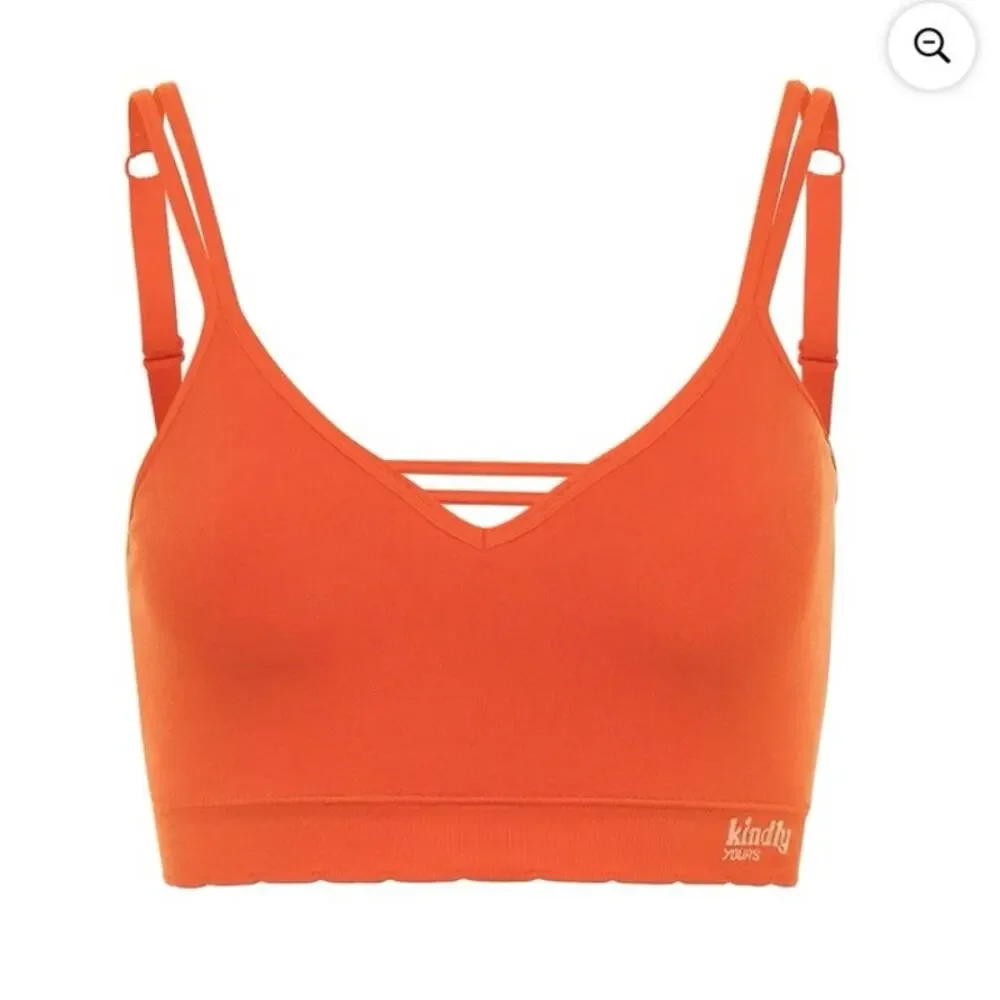 Kindly Yours Women's Seamless‎ Pullover V-Neck Bralette, Size S - Cherry Red NEW